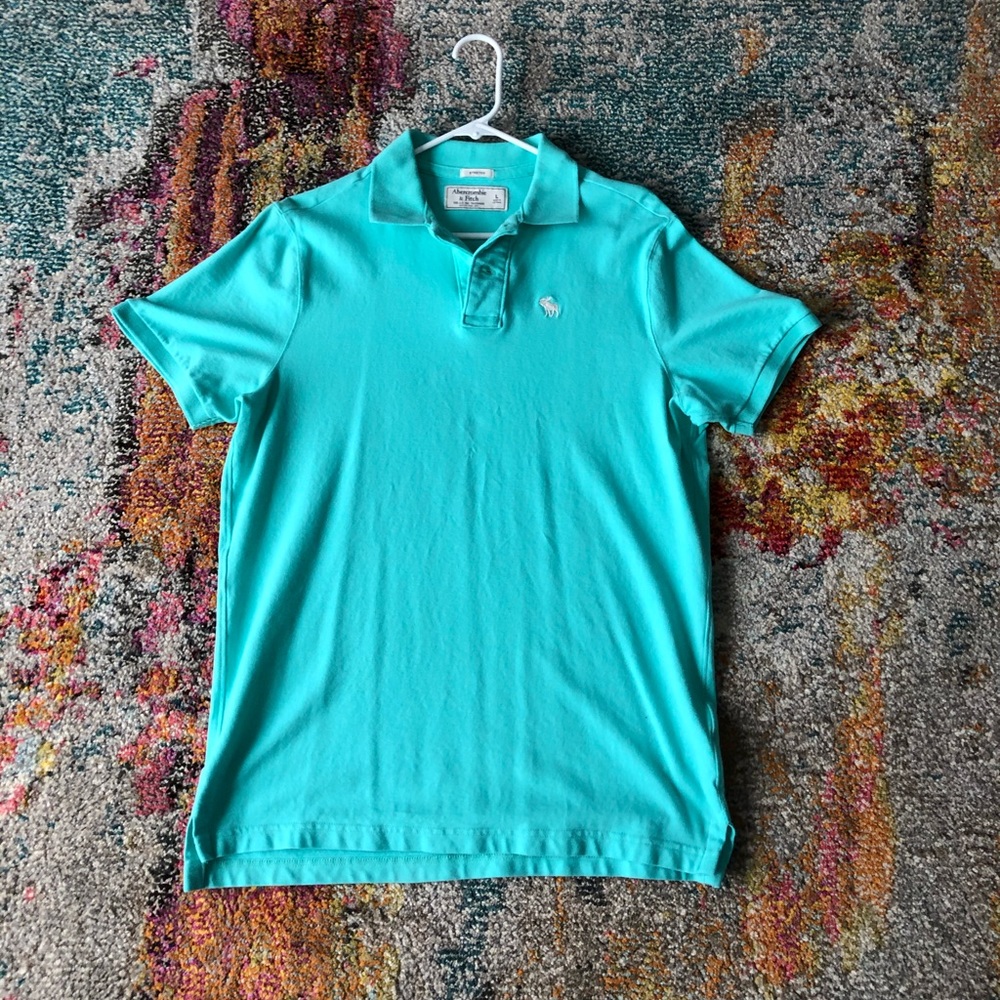 abercrombie & fitch polo shirt!!